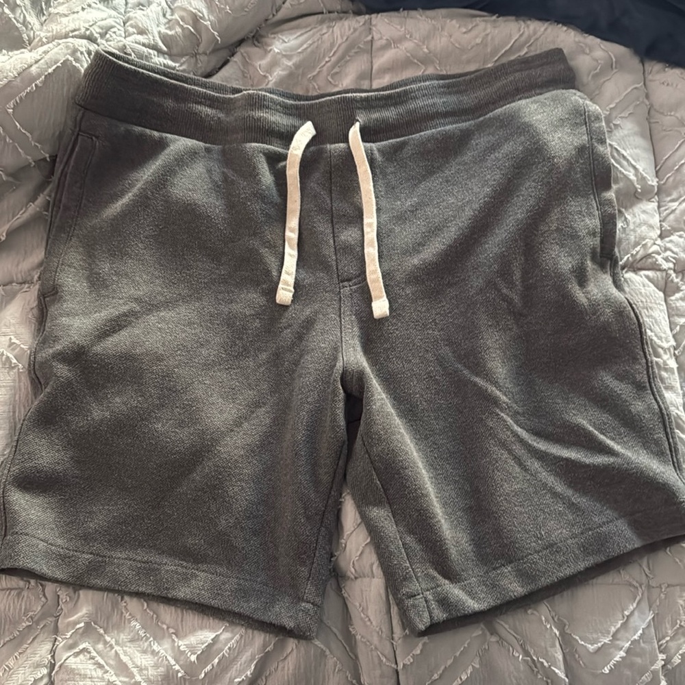 Men’s lounge casual shorts large grey